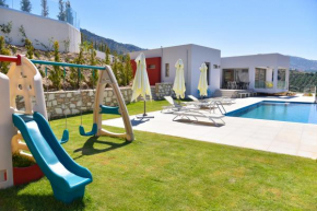  Sea View Villas  Агия-Пелагия